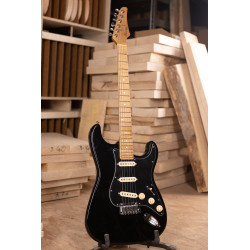 MARCEAU® GUITAR EXPERIENCE ROASTED FLAMED MAPLE NECK BLACK GLOSS